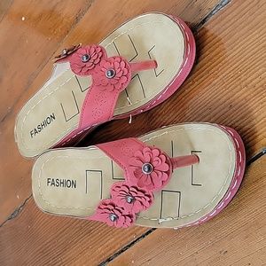 Fashion floral sandals